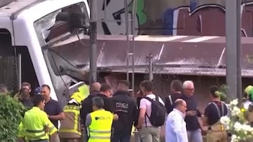 Un fallecido y 85 heridos en un accidente ferroviario en Sant Boi de Llobregat