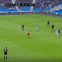 Fútbol de fantasía de la Real con el sello de Odegaard: 'cuchara noruega' para filtrar el 3-1