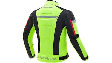 La chaqueta de moto más vendida promete una protección completa y es adecuada para todas las estaciones