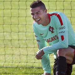 Cristiano no era suplente con Portugal desde 2004