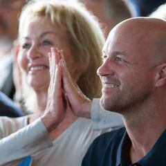 Pep Segura, tocado; Jordi Cruyff sólo fichará con plenos poderes