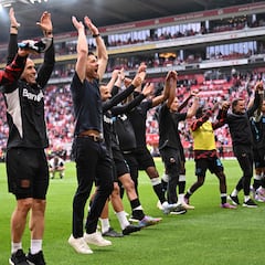 Así fue la despedida de Xabi Alonso con los aficionados del Bayer Leverkusen