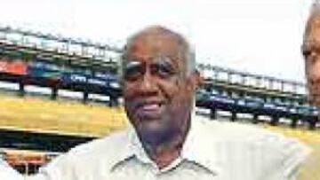 <b>UN TRÍO HISTÓRICO. </b>Lima, Mengalvio y Ramos Delgado, una ilustre representación de cada una de las líneas del mítico Santos de Pelé.