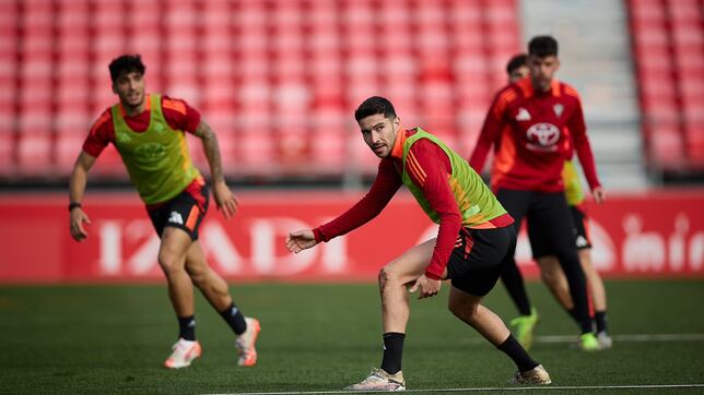 El Mirandés busca superar los 50 puntos ante un Tenerife en plena crisis
