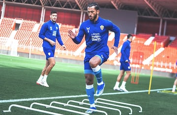 Luis Surez en un entrenamiento de enero previo al duelo ante el Girona donde no pudo estar-