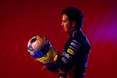 Así es el casco de Checo Pérez para la temporada 2023 de F1: ¿qué símbolos mexicanos lleva?