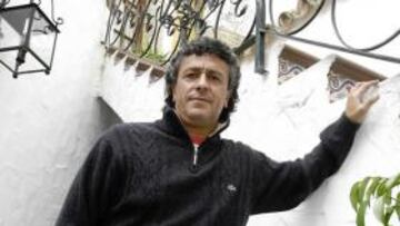 "Se nota que Pellegrini es ingeniero, inventa cosas"