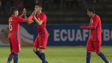 Futbol, Chile vs Brasil
 Los jugadores de la seleccion chilena celebran luego de empatar contra Brasil por el grupo A del Sudamericano sub 20 Ecuador 2017 disputado en el estadio Riobamba, Ecuador.
 20/01/2017
 Valdemar Hurtado/Photosport*******
 
 Footba