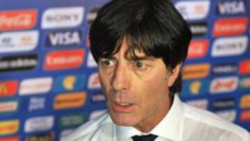 Löw: "Nunca vi equipos tan fuertes eliminados tan pronto"
