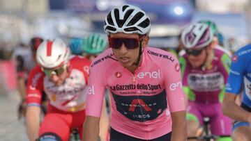 Egan Bernal en competencia con el Ineos