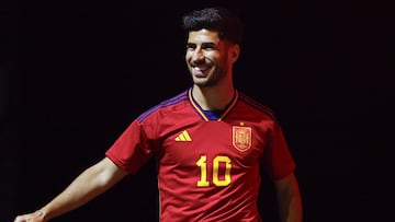 Asensio, en la celebración de la Nations League con la Selección.