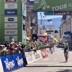 O'Connor se lleva la etapa en solitario; Pinot, el liderato