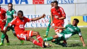 Canosa (número 24) tiene buena campaña con América que busca el ascenso en 2015.