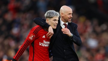 Soccer Football - FA Cup - Quarter Final - Manchester United v Liverpool - Old Trafford, Manchester, Britain - March 17, 2024 Manchester United manager Erik ten Hag and Alejandro Garnacho celebrate after the match REUTERS/Molly Darlington