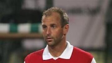 <b>IMBATIBLE</b>. Tras superar un accidente que le relegó a una silla de ruedas, Thomas Muster se convirtió en el mejor tenista del circuito, en especial sobre tierra batida. Fue campeón de Roland Garros en 1995.