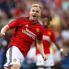 Donny Van de Beek, cerca de Girona