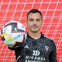 Alfonso Herrero: “Llegar al Mirandés es un paso adelante en mi carrera”