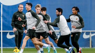 Lewandowski, De Jong, Gündogan y Koundé, en el entrenamiento de ayer en Sant Joan Despí.