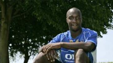 <b>RUMBO A MADRID. </b> El Madrid podría haber hecho ya una oferta por Diarra, según asegura el diario francés L'Equipe.