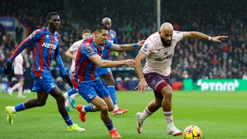 Daniel Muñoz asiste en derrota del Crystal Palace con Brentford