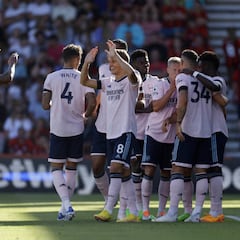 Odegaard y Gabriel Jesus se llevan al Arsenal de vacaciones