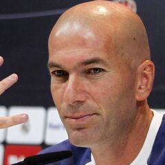 Zidane: "Si yo fuera James, no me marcharía del Real Madrid..."