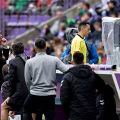 1x1 del Sevilla: Los cambios de Caparrós ganan hasta al VAR