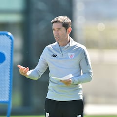 Marcelino desea tener a los 22 de plantilla al inicio del verano