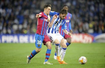 Gavi y Adnan Januzaj.