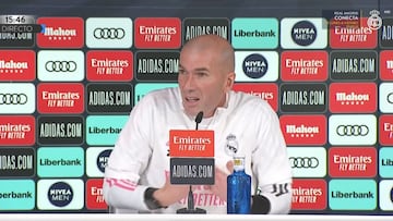 El enfado de Zidane tras engancharse con un periodista