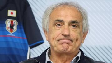 (FILES) This file picture taken on November 2, 2016 shows Japan football coach Vahid Halilhodzic answering questions during an interview in Tokyo.
Japan has fired national football coach Vahid Halilhodzic just two months before the World Cup, after a ser