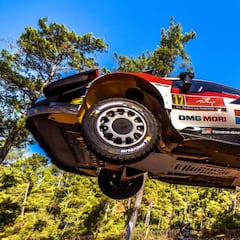 Sébastien Ogier alza el vuelo con su Toyota en Turquía