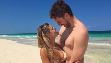 Pau Gasol con su nueva pareja.