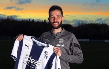 Carlos Corberán, presentado como técnico del West Bromwich.