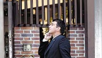 <b>PROBLEMAS</b>. Joan Laporta tendrá que defenderse en los juzgados.