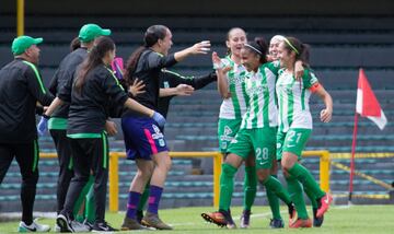 Con gol de Lorena Bedoya y doblete de Estefanía González, Atlético Nacional venció 3-2 a Santa Fe y accede a la final de la Liga Águila Femenina.