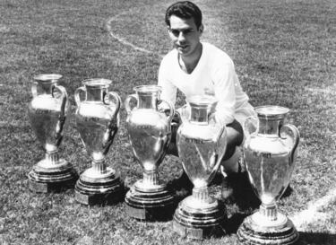 José María Zarraga: Fue parte del histórico equipo del Real Madrid que conquistó las cinco Champions League de manera consecutiva en los años 50. Campeón en 1955-56, 1956-57, 1957-58, 1958-59 y 1959-60.