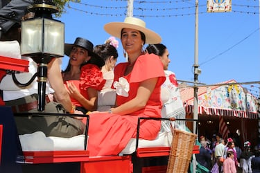 Bárbara Mirján durante la Feria de Sevilla 2023.
