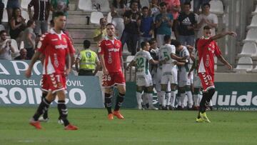 Córdoba celebra el gol.