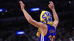SAN ANTONIO, TX - MAY 20: Stephen Curry #30 of the Golden State Warriors reacts during the fourth quarter against the San Antonio Spurs during Game Three of the 2017 NBA Western Conference Finals at AT&amp;T Center on May 20, 2017 in San Antonio, Texas. NOTE TO USER: User expressly acknowledges and agrees that, by downloading and or using this photograph, User is consenting to the terms and conditions of the Getty Images License Agreement.   Ronald Martinez/Getty Images/AFP
 == FOR NEWSPAPERS, INTERNET, TELCOS &amp; TELEVISION USE ONLY ==