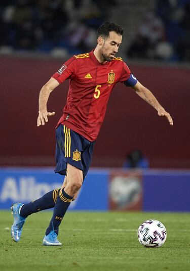 El relevo con Rodri ha empezado. Busi ha tenido una temporada regular, pero aún así lo ha jugado casi todo: 35 partidos de Liga, seis de Champions y seis de Nations League.