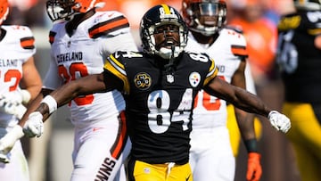 CLEVELAND, OH - SEPTEMBER 10: Wide receiver Antonio Brown #84 of the Pittsburgh Steelers reacts after running for a first down during the second half against the Cleveland Browns at FirstEnergy Stadium on September 10, 2017 in Cleveland, Ohio. The Steelers defeated the Browns 21-18. Jason Miller/Getty Images/AFP
== FOR NEWSPAPERS, INTERNET, TELCOS & TELEVISION USE ONLY ==