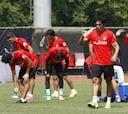 El Atlético se entrenó bajo un calor y humedad asfixiante