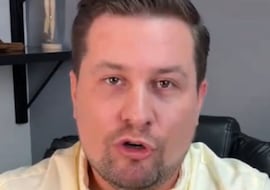 Jorge Cárdenas, oncólogo: “El cáncer empieza con cosas pequeñas. El riesgo no es sentir algo raro, es acostumbrarse y esperar a que se quite solo”