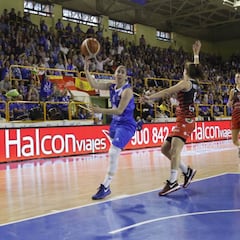 Histórico: el Perfumerías Avenida suma su primer triplete