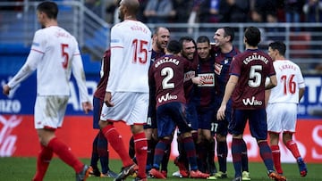 Five-star Eibar thrash much-changed Sevilla