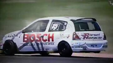 La victoria más surrealista: cruza la línea de meta ¡a tres ruedas!