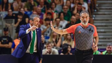 Ibon, durante el Unicaja-Valencia de Supercopa.