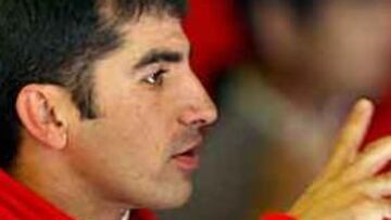 <b>UN ESPAÑOL EN FERRARI.</b> Por primera vez en la historia, un piloto español entra en el equipo de Maranello. Aunque sea como probador, la emoción de Marc Gené fue patente durante toda la sesión de pruebas en el Circuit de Catalunya.