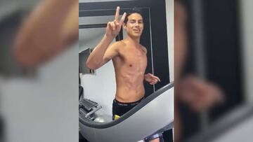 James Rodríguez completa su práctica al ritmo de salsa